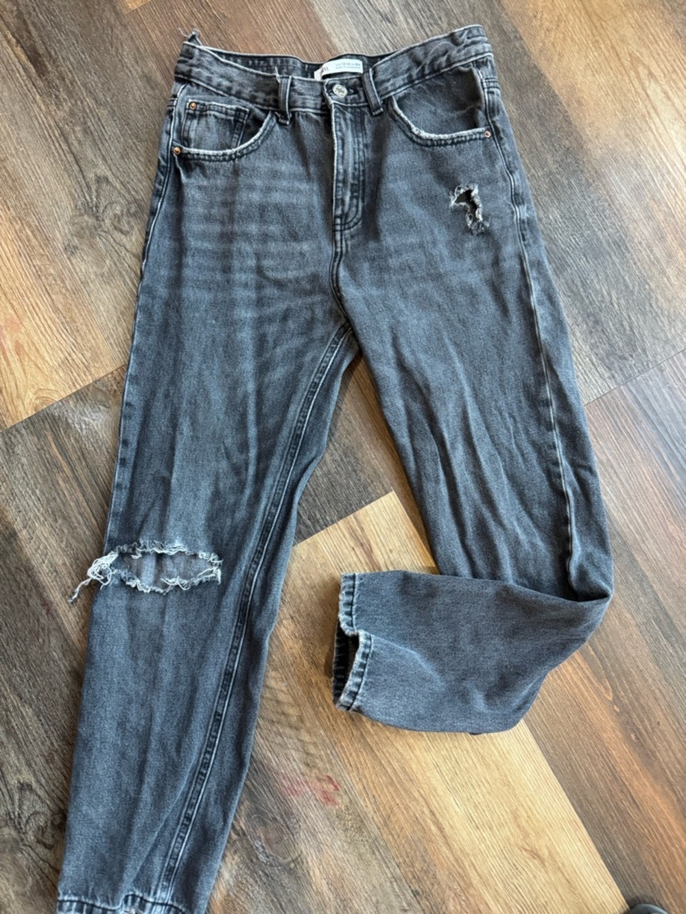 Girls Zara 13-13 black distressed jeans